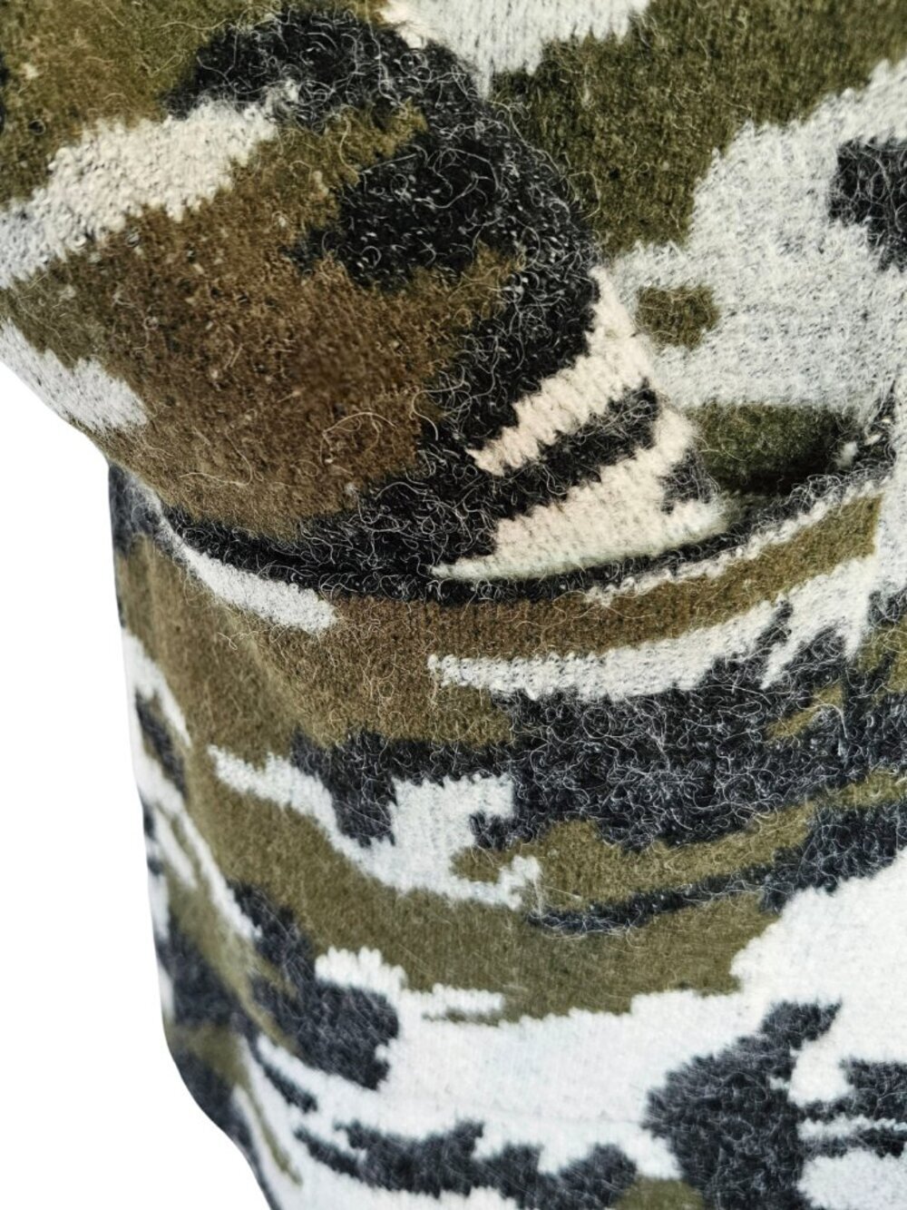 ✨Like New✨ Venus Camouflage Cardigan, Green/Black/White, Size XS - Picture 9 of 9